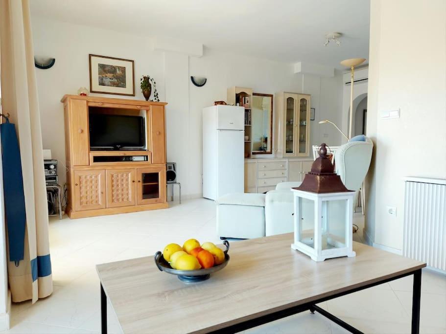 Estupendo Apartamento En Primera Linea De Playa Y Con Vistas Al Mar Denia Exterior photo